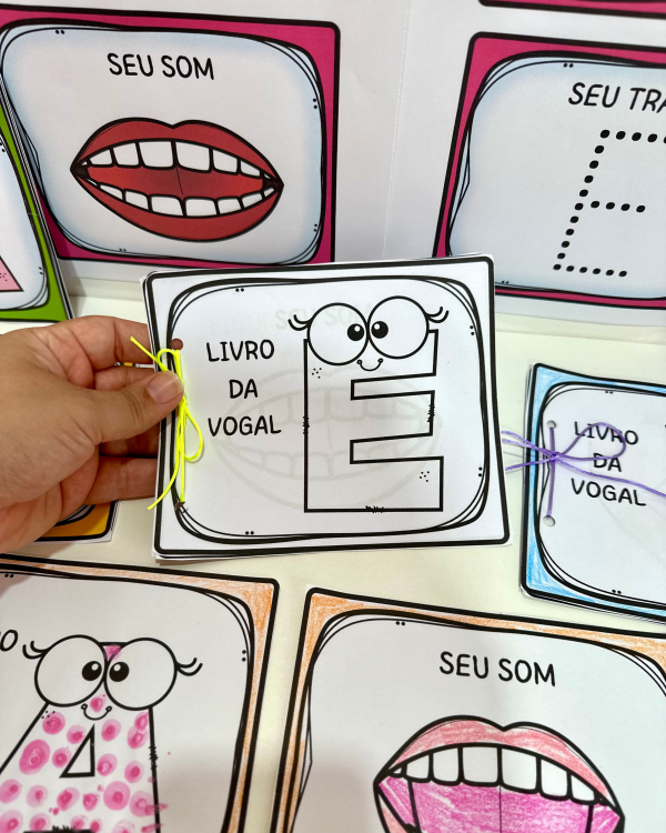 LIVRINHOS DAS VOGAIS - Image 7