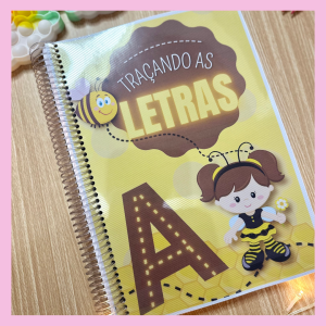 TRAÇANDO AS LETRAS