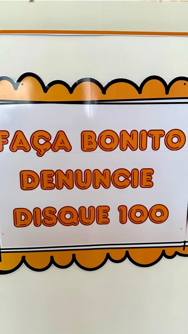 🧡 Painel Maio Laranja 🧡

🔸 Painel para trabalhar o tema Maio Laranja com crianças da Educação infantil.

🤩 Medidas do painel montado: 1,05m de largura x 85cm de altura.

🥰 Para impressão recomenda-se utilizar papel de gramatura 180.

✅ O arquivo Vai em PDF, pronto para impressão.

💰R$6,00

🛍️ Para adquirir comente “eu quero”, chame no direct ou acesse a loja na bio.
.
.
.
#prof #professor #professora #pedagoga #pedagogo #pedagogia #profporamor #profcriativa #educacao #educacaoinfantil #ensino #ensinofundamental