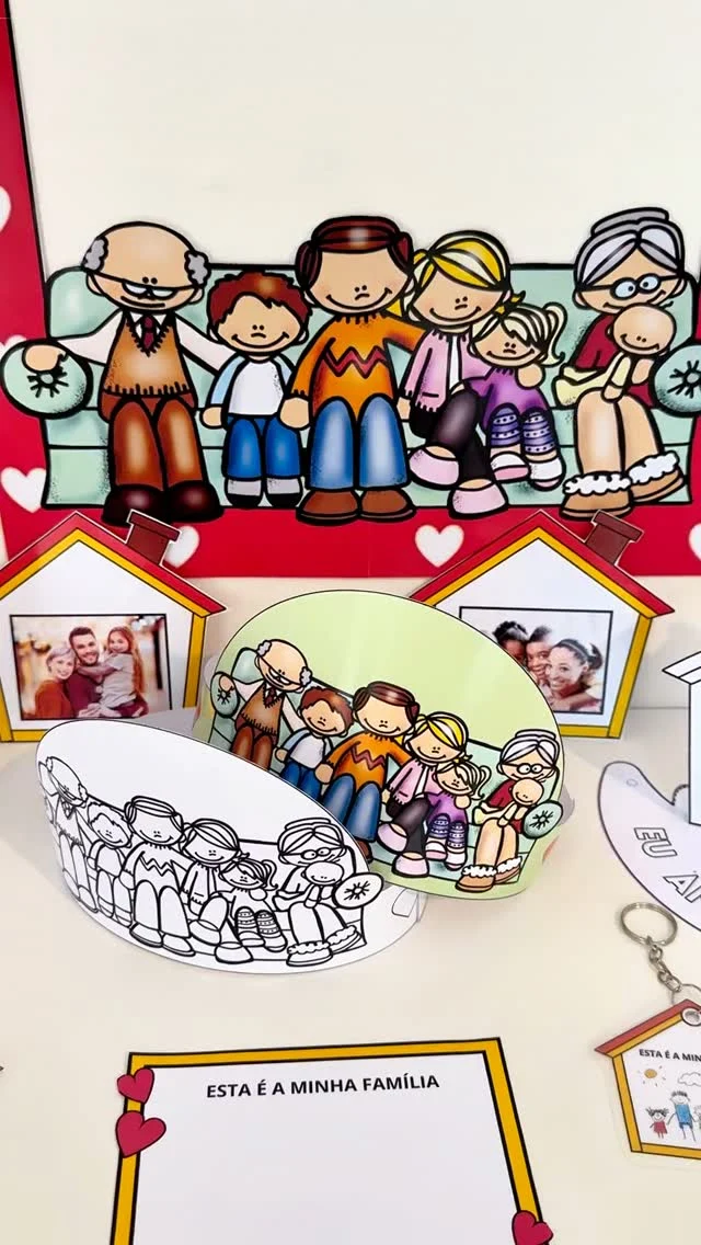 💖 Kit Lembrancinhas Dia da Família 💖

🥰 Kit Lembrancinhas e moldura para foto tema Dia da Família. 

❤️ Arquivo excelente para trabalhar o tema com crianças da Educação Infantil.

🤩 O arquivo inclui os seguintes itens:
* Moldura para foto já ampliada (4 folhas A4)
* Viseira 3D opção colorida e para colorir + 2 modelos de Viseiras na opção colorida e para colorir
* Casinha para a criança desenhar sua família na opção colorida e para colorir
* Quadro para a criança desenhar sua família, na opção colorida e para colorir
* Casinha para colar a foto da família
* Chaveira para a criança desenhar

✅ O arquivo vai em PDF, pronto para impressão.

💰R$6,00

🛍️ Para adquirir comente “eu quero”, chame no direct ou acesse a loja na bio.
.
.
.
#prof #professor #professora #pedagoga #pedagogo #pedagogia #profporamor #profcriativa #educacao #educacaoinfantil #ensino #ensinofundamental