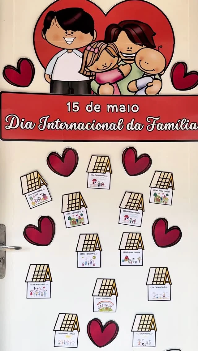 💖 Decoração de Porta Dia da Família 💖

🥰 Arquivo para decoração de porta tema Dia Internacional da Família. o arquivo vai em PDF pronto para impressão e inclui as imagens já ampliadas e casinhas na opção colorida e para colorir, para a criança desenhar sua família.

✨ Para impressão recomenda-se papel de gramatura 180.

📏 Medidas do arquivo montado: 77cm de largura e 1,70m de altura.

✅ O arquivo vai em PDF, pronto para impressão.

💰R$7,00

🛍️ Para adquirir comente “eu quero”, chame no direct ou acesse a loja na bio.
.
.
.
#prof #professor #professora #pedagoga #pedagogo #pedagogia #profporamor #profcriativa #educacao #educacaoinfantil #ensino #ensinofundamental