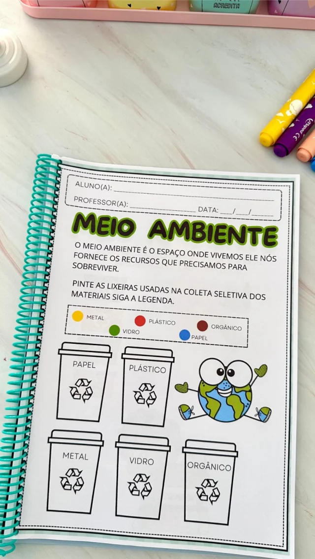 🌎 Apostila de Atividades Meio Ambiente 🌎

🌳 Apostila de atividades para trabalhar o tema Meio Ambiente com crianças da Educação Infantil e das séries iniciais do Ensino Fundamental. 

🤩 O arquivo vai em PDF com 22 páginas de atividades coloridas e 22 páginas de atividades para colorir. 

💚 O arquivo também acompanha certificado de protetor do Meio Ambiente.

✅ O arquivo vai em PDF, pronto para impressão.

💰R$7,00

🛍️ Para adquirir comente “eu quero”, chame no direct ou acesse a loja na bio.
.
.
.
#prof #professor #professora #pedagoga #pedagogo #pedagogia #profporamor #profcriativa #educacao #educacaoinfantil #ensino #ensinofundamental