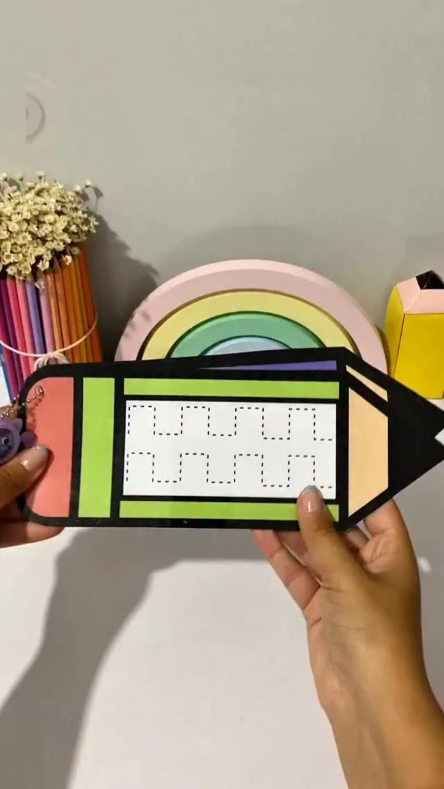 ✨GRATUITO ✨

🚨 GRATUITO POR 48h.

💖 Chaveiro da Coordenação Motora 💖

📌 Prático, divertido e fácil de usar em sala de aula ou em casa.

✅ Estimula a atenção, concentração e habilidades motoras.
✅ Formato de chaveiro: fácil de organizar e manusear pelas crianças.

🖨️ O material vai em PDF pronto para impressão, não editável.

⚠️ ATENÇÃO AS REGRAS:
✨Seguir a @profrhanyarabarbosa.
✨ Marcar 2 amigos nos comentários.
✨ Enviar no direct “Chaveiro”.

🚨 AGUARDE E RECEBERÁ.
.
.
.
#prof #professor #professora #pedagoga #pedagogo #pedagogia #profcriativa #profporamor #educacao #educacaoinfantil #ensino #ensinofundamental