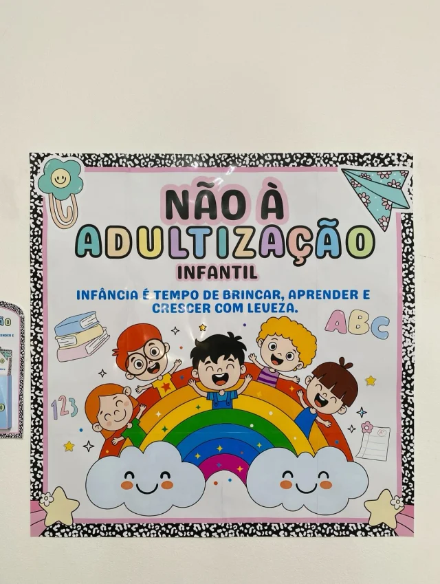 💖 Painel Adultização Infantil 💖

🫵🏼 Você sabe o que é adultização infantil? Esse tema tão importante precisa ser trabalhado nas escolas de forma clara e acessível.

🤩 Pensando nisso, preparei um painel ampliado em 12 folhas A4, ideal para decorar e conscientizar a comunidade escolar. Além disso, você também recebe um envelope de parede exclusivo para organizar e disponibilizar os panfletos informativos que acompanham o material.

✨ Conteúdo do arquivo:
- Painel ampliado em 12 folhas A4.
- Envelope de parede para os panfletos informativos.

🖨️ O arquivo vai em PDF, pronto para impressão.

💰R$8,00

🛍️ Para adquirir comente “eu quero”, chame no direct ou acesse a loja na bio.
.
.
.
#prof #professor #professora #pedagoga #pedagogo #pedagogia #profporamor #profcriativa #educacao #educacaoinfantil #ensino #ensinofundamental