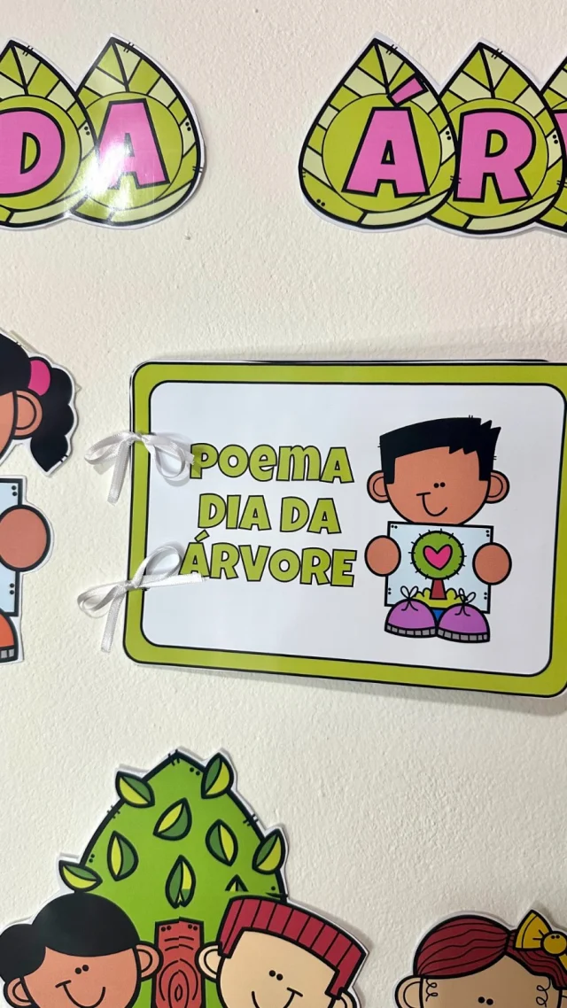 🌳 Painel Dia da Árvore 🌳

💚 O arquivo inclui elementos para decoração e poema Dia da Árvore. 

📏 O painel montado fica com as medidas: 85cm de comprimento e 65cm de altura. Essas medidas podem variar de acordo com a organização dos elementos. 

✅ Para impressão recomenda-se papel de gramatura 180.

✨ O Poema pode ser trabalhado em sala de aula, pois aborda os seguintes aspectos:
* Importância da preservação das árvores
* Benefícios que as árvores nos proporcionam
* Necessidade de plantar novas árvores

🖨️ O arquivo vai em PDF, pronto para impressão.

💰R$7,00

🛍️ Para adquirir comente “eu quero”, chame no direct ou acesse a loja na bio.
.
.
.
#prof #professor #professora #pedagoga #pedagogo #pedagogia #profporamor #profcriativa #educacao #educacaoinfantil #ensino #ensinofundamental