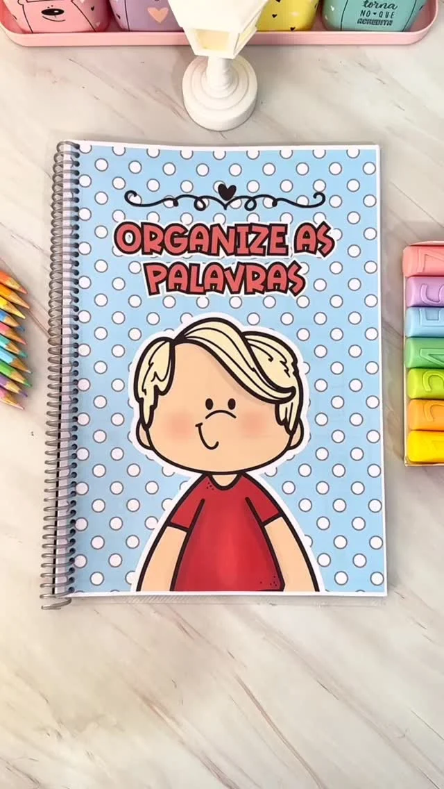 💖 Apostila Organize as Palavras 💖

🤩Apostila Organizando Palavras para trabalhar escrita de palavras de sílabas simples com crianças em fase de Alfabetização.

✅ Nessa proposta a criança deve recortar e colar as letras corretamente para formar as palavras. As atividades vão na opção colorida e para colorir. No total são 32 páginas.

🖨️ O arquivo vai em PDF, pronto para impressão.

💰R$7,00

🛍️ Para adquirir comente “eu quero”, chame no direct ou acesse a loja na bio.
.
.
.
#prof #professor #professora #pedagoga #pedagogo #pedagogia #profporamor #profcriativa #educacao #educacaoinfantil #ensino #ensinofundamental