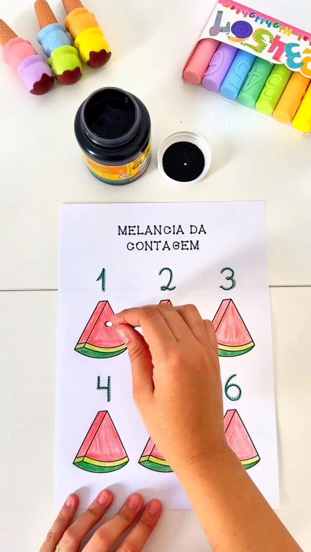 🍉 Melancia da Contagem 🍉

🤩 Atividade Melancia da Contagem para trabalhar diversas habilidades com crianças da Educação Infantil.

💖 Nessa proposta a criança irá colorir as figuras e pintar as sementes de acordo com a quantidade indicada.

✨ Trabalha numerais de 1 a 6, coordenação motora fina, contagem e pintura.

🖨️ O arquivo vai em PDF, pronto para impressão.

💰R$3,00

🛍️ Para adquirir comente “eu quero”, chame no direct ou acesse a loja na bio.
.
.
.
#prof #professor #professora #pedagoga #pedagogo #pedagogia #profporamor #profcriativa #educacao #educacaoinfantil #ensino #ensinofundamental
